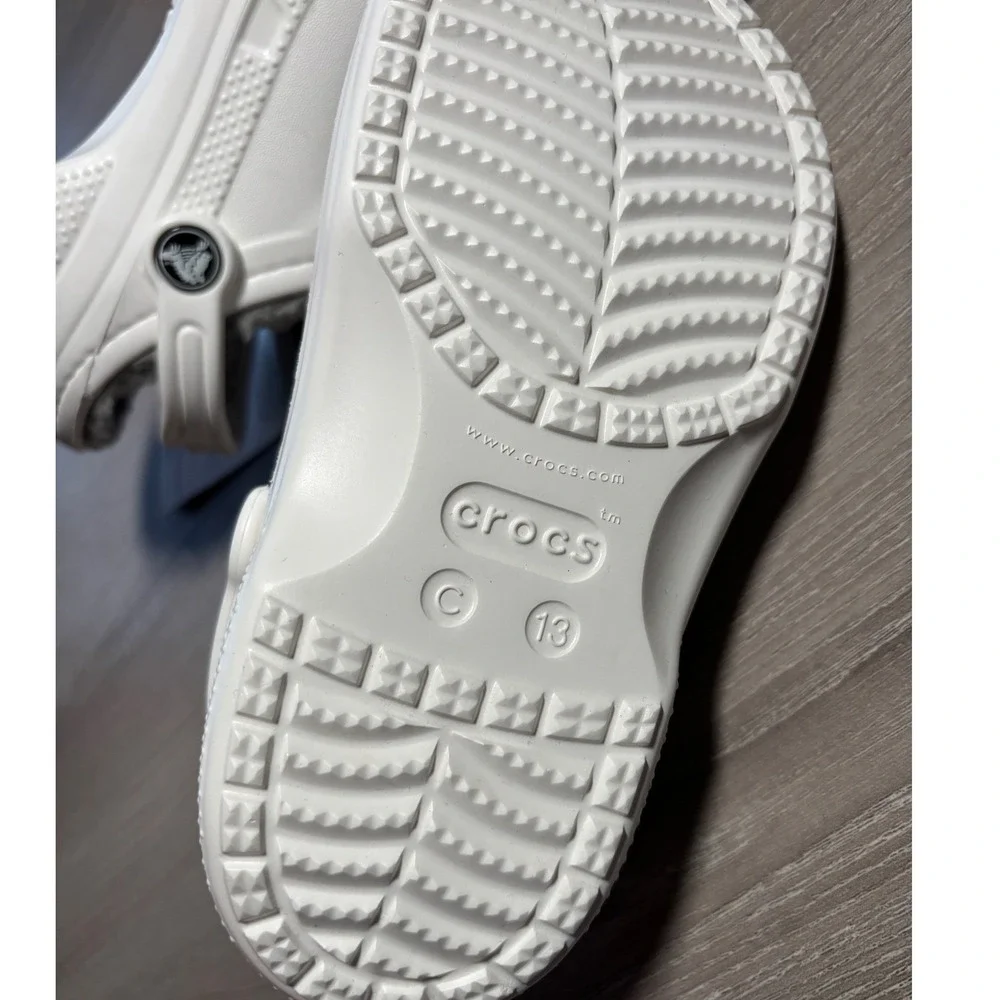 NWT Crocs Girls 13 Baya Lined Clog K White Grey Fuzzy Fleece‎ Kids School Summer